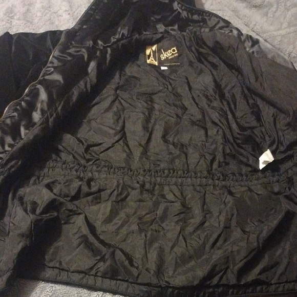Vintage Luxurious Black Velvet Utility Jacket - Picture 6 of 12